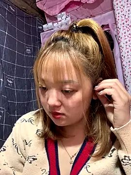 Snapshot of Samsam-006 chatting on January 8, 2:56 pm Samsam-006 online show from January 8, 2:56 pm