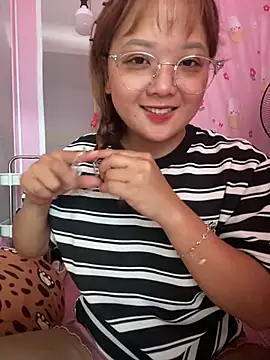 Snapshot of Samsam-006 chatting on May 27, 2:52 am Samsam-006 online show from May 27, 2:52 am