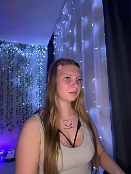 nelli lux  online show from January 14, 9:51 pm