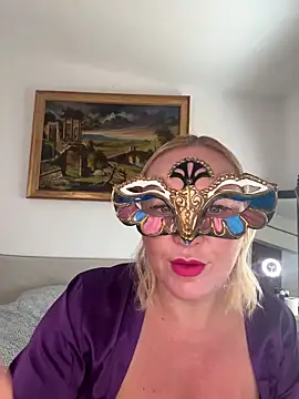 Snapshot of _DaLiDa_ chatting on December 14, 11:05 am DaLiDa online show from December 14, 11:05 am