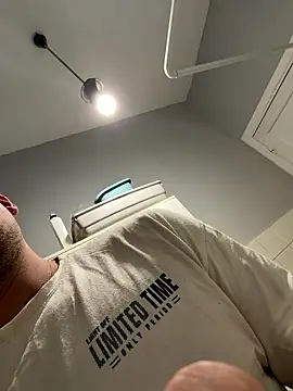 CharlyAlfa22 online show from January 17, 3:37 pm