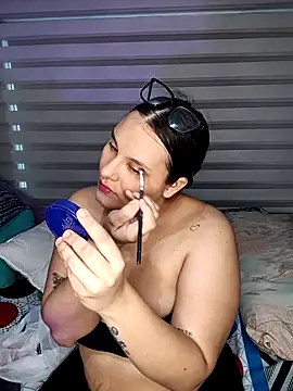 Snapshot of Valeriaa_21 chatting on May 6, 10:25 pm Valeriaa 21 online show from May 6, 10:25 pm