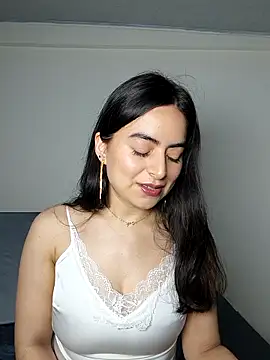 saasha Petit online show from March 9, 10:52 am