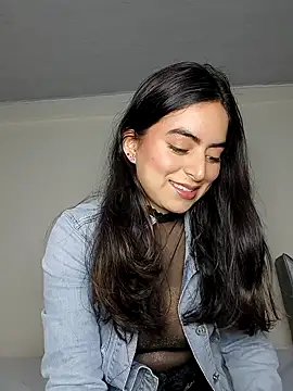 saasha Petit online show from February 23, 11:22 am