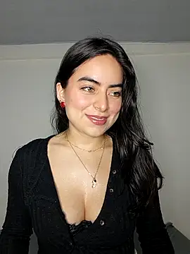 saasha Petit online show from February 25, 10:26 am