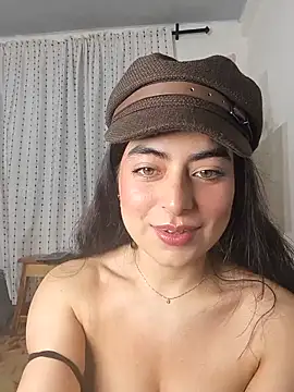 saasha Petit online show from April 10, 11:39 am