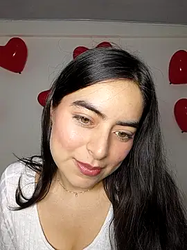 saasha Petit online show from February 18, 10:33 am