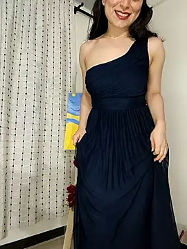 saasha Petit online show from April 8, 11:55 am