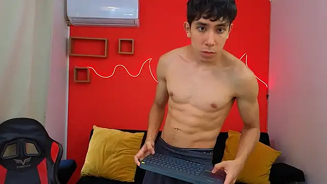 Snapshot of Neo_Twink chatting on June 14, 4:19 pm Neo Twink online show from June 14, 4:19 pm