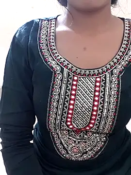 Riya rani8 online show from April 12, 4:54 pm