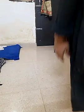 Riya rani8 online show from April 18, 7:18 pm