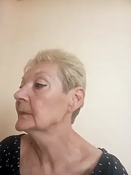 Snapshot of Calypso-Loove chatting on June 21, 1:17 pm Calypso-Loove online show from June 21, 1:17 pm