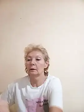 Snapshot of Calypso-Loove chatting on January 7, 9:25 am Calypso-Loove online show from January 7, 9:25 am