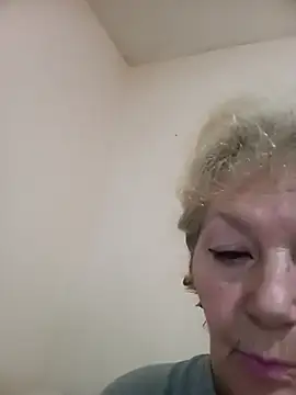 Snapshot of Calypso-Loove chatting on December 5, 1:21 pm Calypso-Loove online show from December 5, 1:21 pm