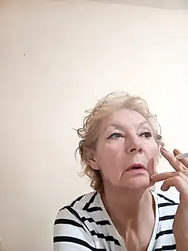 Snapshot of Calypso-Loove chatting on January 8, 10:43 am Calypso-Loove online show from January 8, 10:43 am