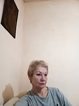 Snapshot of Calypso-Loove chatting on February 22, 10:28 am Calypso-Loove online show from February 22, 10:28 am