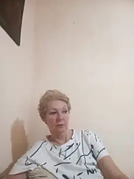 Snapshot of Calypso-Loove chatting on February 17, 2:03 pm Calypso-Loove online show from February 17, 2:03 pm