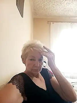 Snapshot of Calypso-Loove chatting on July 12, 7:31 am Calypso-Loove online show from July 12, 7:31 am