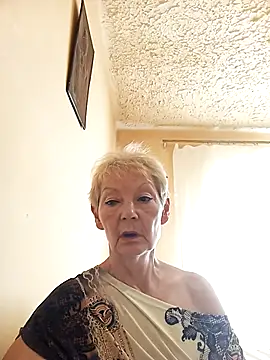 Snapshot of Calypso-Loove chatting on July 14, 9:03 am Calypso-Loove online show from July 14, 9:03 am