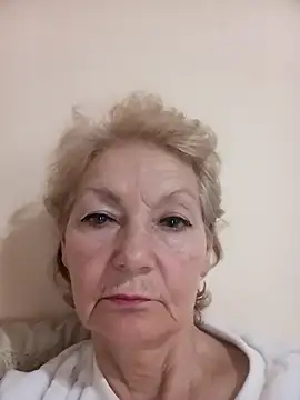 Snapshot of Calypso-Loove chatting on December 16, 12:20 pm Calypso-Loove online show from December 16, 12:20 pm