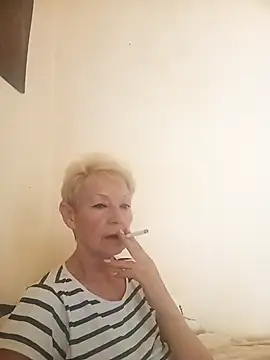 Snapshot of Calypso-Loove chatting on June 29, 11:32 am Calypso-Loove online show from June 29, 11:32 am