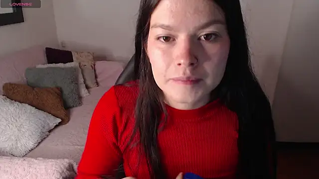 Sara valderrama  online show from December 17, 1:16 pm