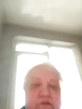 HapinessLovee online show from February 8, 7:50 am