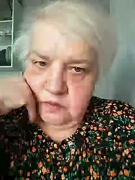 Snapshot of HapinessLovee chatting on May 15, 7:06 am HapinessLovee online show from May 15, 7:06 am