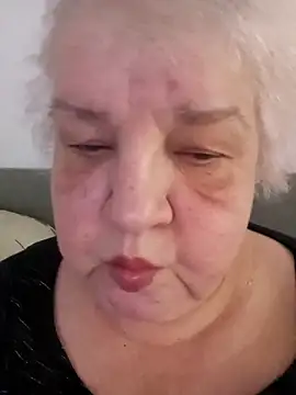 HapinessLovee online show from March 3, 9:49 am