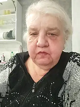 HapinessLovee online show from April 3, 6:53 am