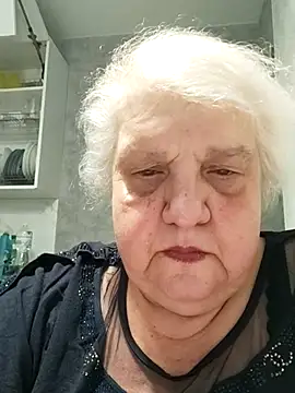 HapinessLovee online show from April 1, 6:15 am