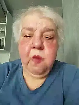 Snapshot of HapinessLovee chatting on May 5, 7:22 am HapinessLovee online show from May 5, 7:22 am