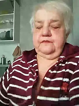 Snapshot of HapinessLovee chatting on April 30, 7:59 am HapinessLovee online show from April 30, 7:59 am