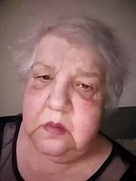 HapinessLovee online show from February 21, 5:15 pm