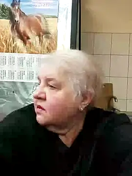 HapinessLovee online show from January 13, 7:56 am