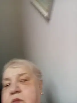 HapinessLovee online show from February 13, 6:46 am