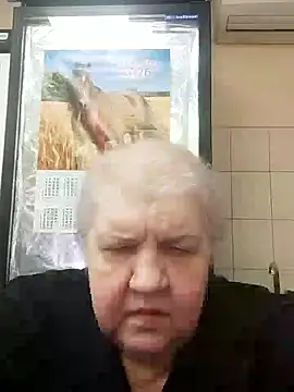 HapinessLovee online show from January 12, 8:32 am