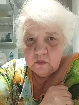 HapinessLovee online show from April 14, 7:52 pm