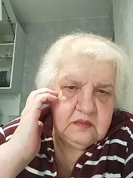 HapinessLovee online show from April 12, 5:44 am