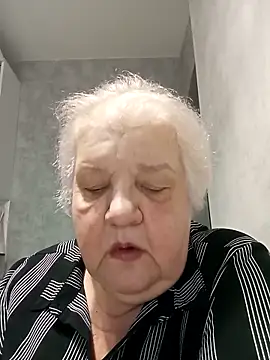 HapinessLovee online show from February 6, 9:49 am