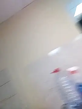 Snapshot of HapinessLovee chatting on December 16, 2:43 pm HapinessLovee online show from December 16, 2:43 pm