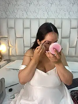 LissaBaker online show from January 8, 11:33 pm