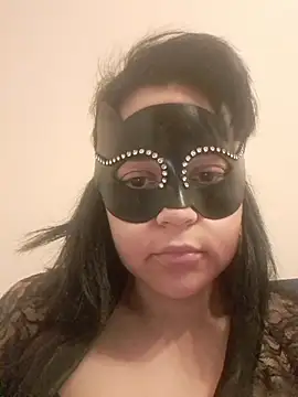 h4cPaolaMascherata online show from March 7, 3:28 pm