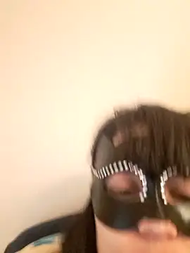 Snapshot of h4cPaolaMascherata chatting on February 15, 10:14 am h4cPaolaMascherata online show from February 15, 10:14 am