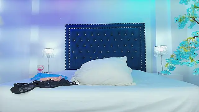 Velora nigth online show from January 7, 11:15 am