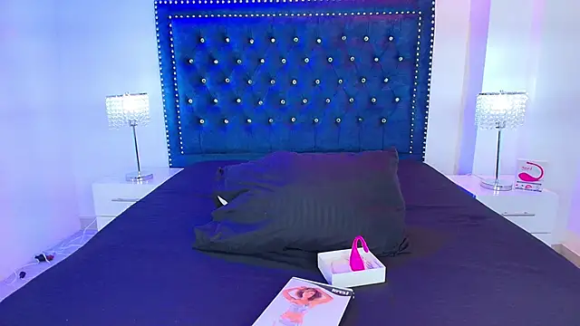 Snapshot of Velora_nigth chatting on January 19, 11:25 am Velora nigth online show from January 19, 11:25 am