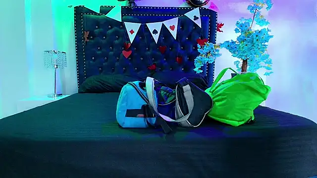 Snapshot of Velora_nigth chatting on February 23, 11:55 am Velora nigth online show from February 23, 11:55 am