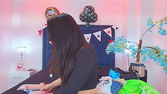 Snapshot of Velora_nigth chatting on February 18, 12:12 pm Velora nigth online show from February 18, 12:12 pm