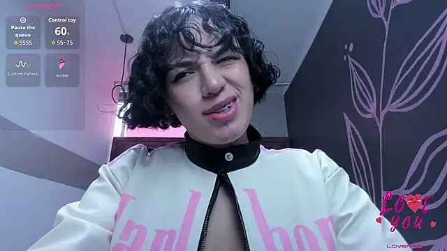 Kiara Fox   online show from March 19, 8:42 pm