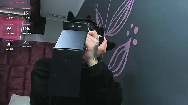 Kiara Fox   online show from February 19, 8:39 pm